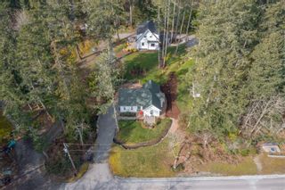 Photo 5: 1323 Laurel Rd in North Saanich: NS Lands End House for sale : MLS®# 926257