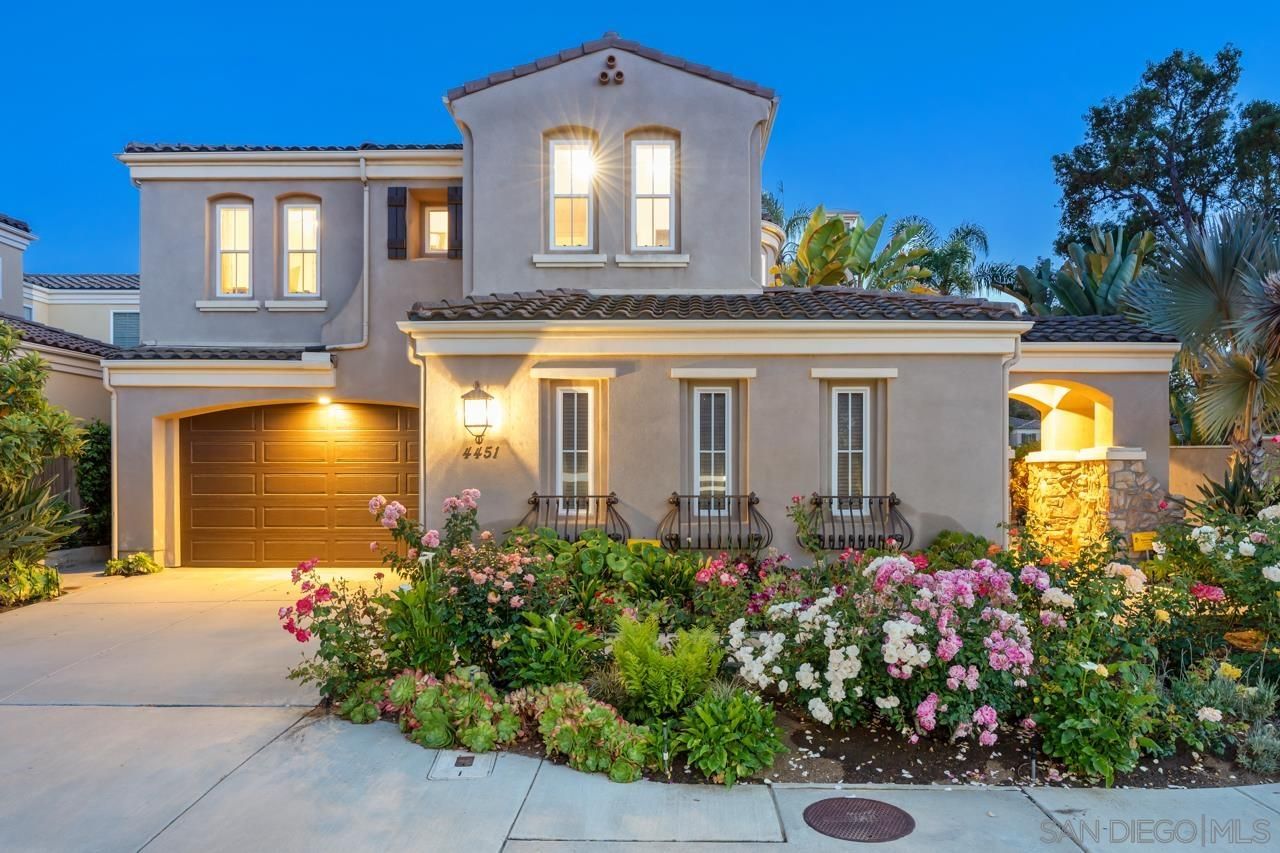 Main Photo: CARMEL VALLEY House for sale : 5 bedrooms : 4451 Rosecliff in San Diego