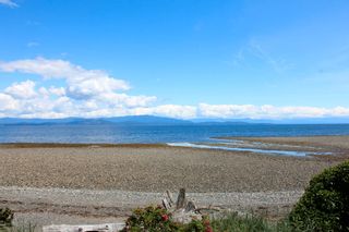 Photo 10: 1713 Admiral Tryon Blvd in Parksville: Beach Home for sale