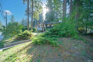 Photo 5: 1859 BERKLEY Road in North Vancouver: Blueridge NV House for sale in "Blueridge" : MLS®# R2815781
