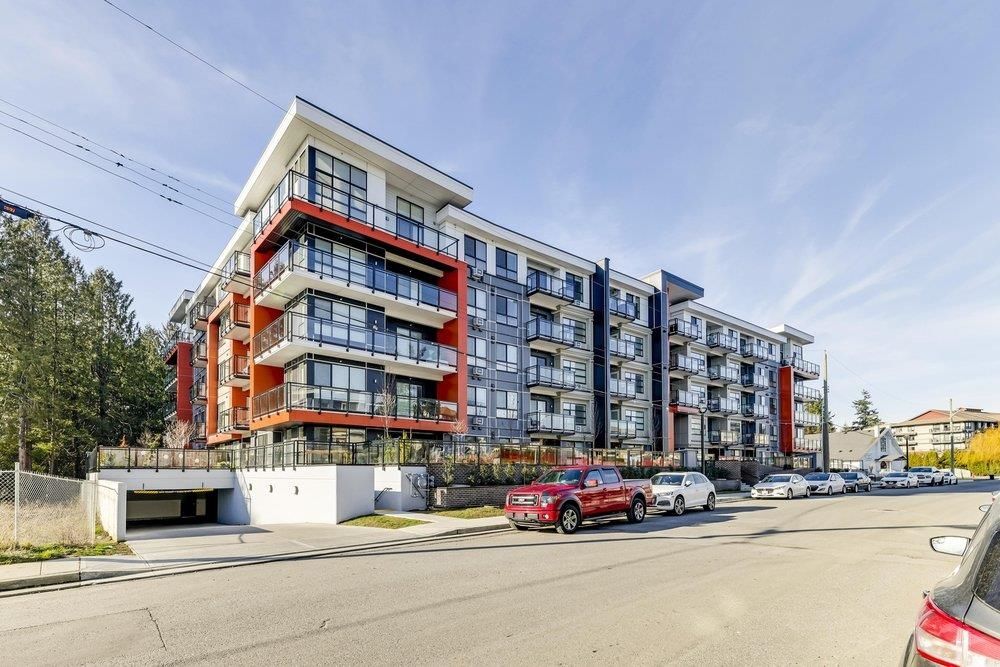 Main Photo: 207 5485 BRYDON Crescent in Langley: Langley City Condo for sale in "THE WESLEY" : MLS®# R2649068