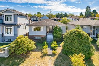 Photo 1: 2856 E 19TH Avenue in Vancouver: Renfrew Heights House for sale (Vancouver East)  : MLS®# R2726531
