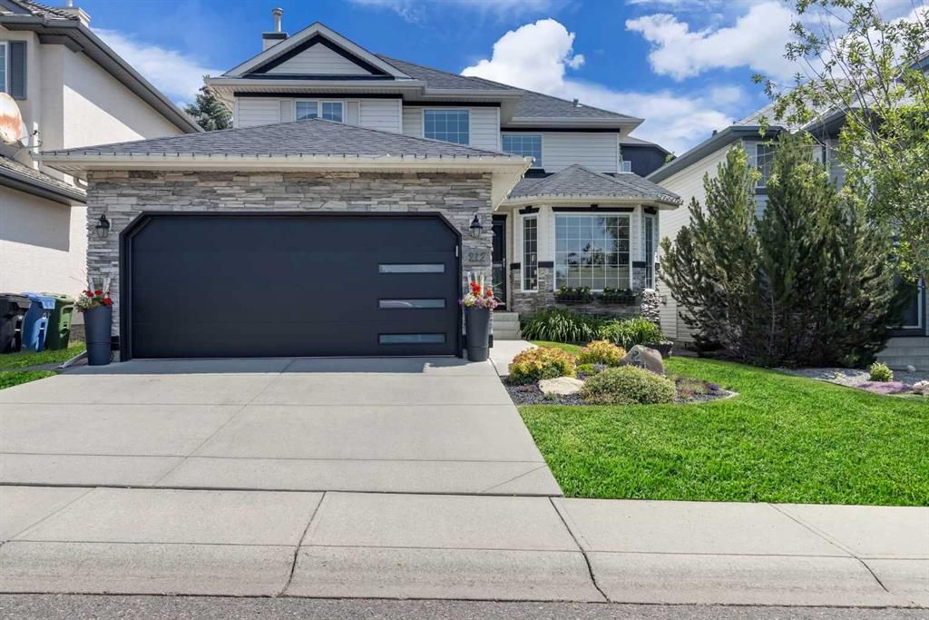 Main Photo: 212 Sienna Park Drive SW in Calgary: Signal Hill Detached for sale : MLS®# A2104318