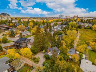 Photo 5: 1221 17A Street NW in Calgary: Hounsfield Heights/Briar Hill Detached for sale : MLS®# A2090503