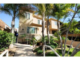 Photo 1: CROWN POINT Townhouse for sale : 2 bedrooms : 4067 Gresham in Pacific Beach