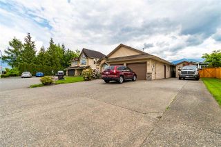 Photo 3: 46368 RANCHERO Drive in Chilliwack: Sardis East Vedder Rd House for sale (Sardis)  : MLS®# R2578548