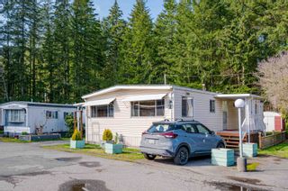 Photo 2: 136 3031 200 Street in Langley: Brookswood Langley Manufactured Home for sale in "CEDAR CREEK ESTATES" : MLS®# R2761660