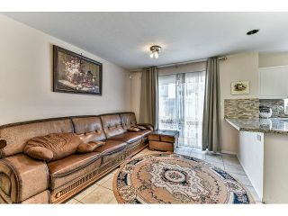 Photo 8: 162 15501 89A Avenue in Surrey: Fleetwood Tynehead Townhouse for sale in "AVONDALE" : MLS®# R2058419
