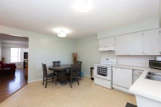 Photo 2: 2080 - 2082 SHERWOOD Crescent in Abbotsford: Abbotsford West Duplex for sale : MLS®# R2567384