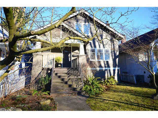 Main Photo: 3867 W 16TH AVENUE in : Point Grey House for sale : MLS®# V1046287