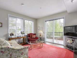 Photo 7: # 110 - 2418 Avon  Place in Port Coquitlam: Riverwood Townhouse for sale : MLS®# R2166312
