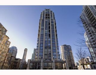 Photo 8: 1807 1238 RICHARDS Street in Vancouver: Downtown VW Condo for sale in "METROPOLIS" (Vancouver West)  : MLS®# V799758
