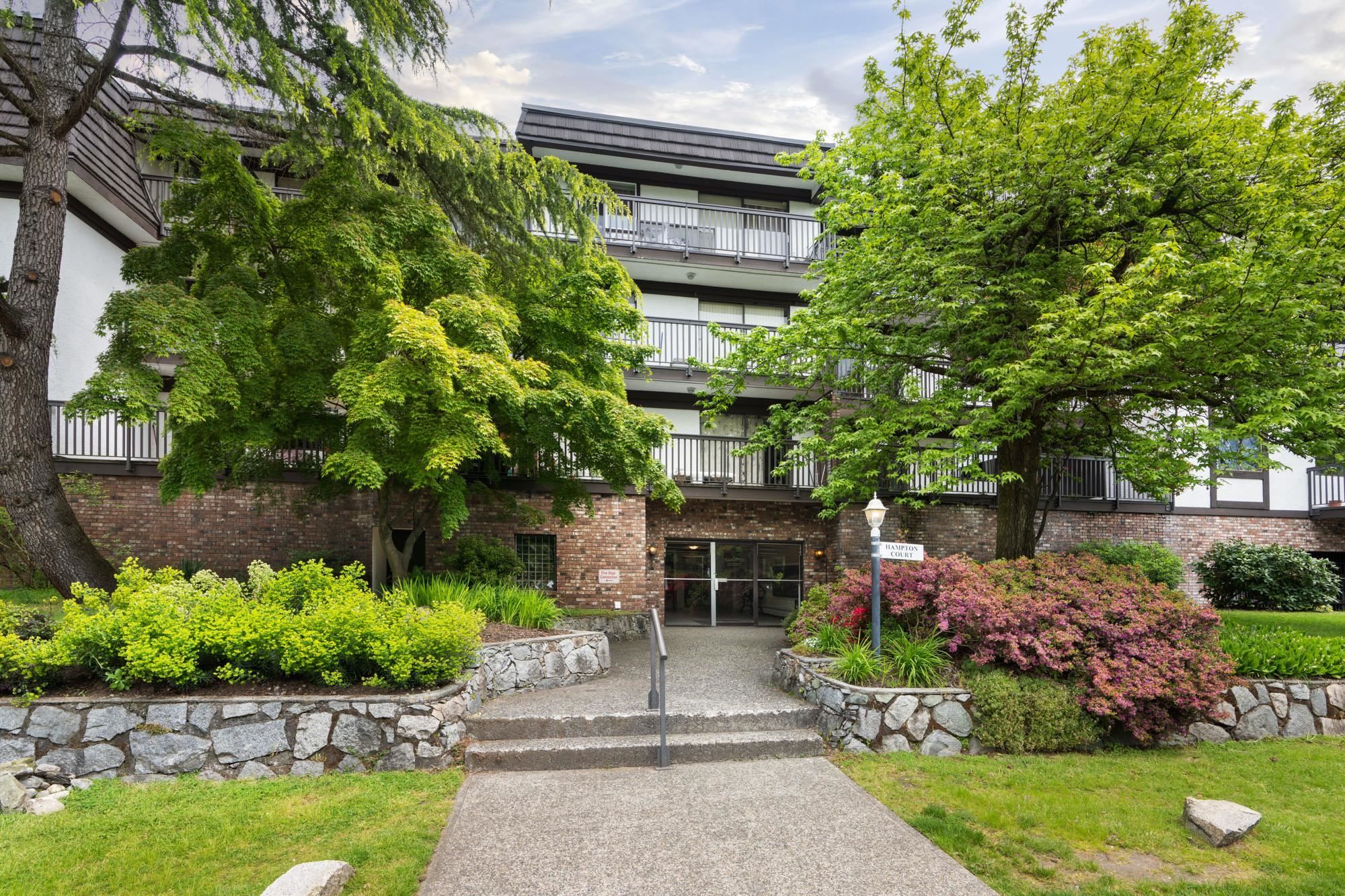 Main Photo: 112 270 W 3RD Street in North Vancouver: Lower Lonsdale Condo for sale : MLS®# R2710201