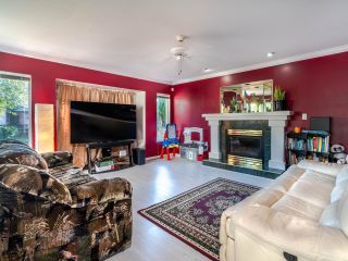 Photo 10: 1210 SALTER Street in New Westminster: Queensborough House for sale : MLS®# R2828805