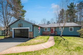 Photo 1: 1197 Mayhew Drive in Greenwood: Kings County Residential for sale (Annapolis Valley)  : MLS®# 202408871