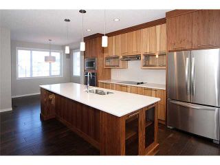 Photo 10: 199 Panatella Square NW in Calgary: Panorama Hills Townhouse for sale : MLS®# C3646555
