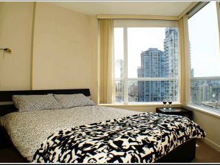 Photo 6: # 1507 1212 HOWE ST in Vancouver: Downtown VW Condo for sale in "1212 HOWE" (Vancouver West)  : MLS®# V894254
