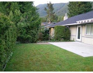 Photo 3: 4697 RANGER Avenue in North_Vancouver: Canyon Heights NV House for sale in "CANYON HEIGHTS" (North Vancouver)  : MLS®# V658683