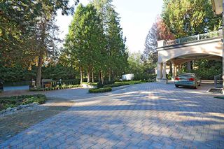 Photo 2: 3162 137A Street in Surrey: Elgin Chantrell House for sale (South Surrey White Rock)  : MLS®# R2330597