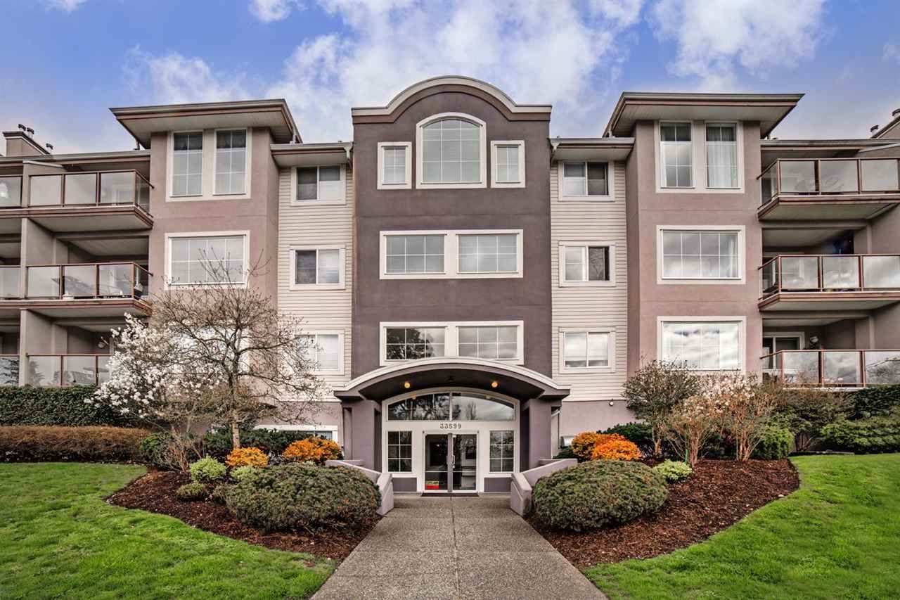 Main Photo: 205 33599 2ND Avenue in Mission: Mission BC Condo for sale in "STAVE LAKE LANDING" : MLS®# R2158510