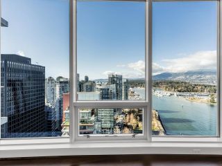 Photo 7: 2900 1139 W CORDOVA Street in Vancouver: Coal Harbour Condo for sale in "Two Harbour Green" (Vancouver West)  : MLS®# R2856966