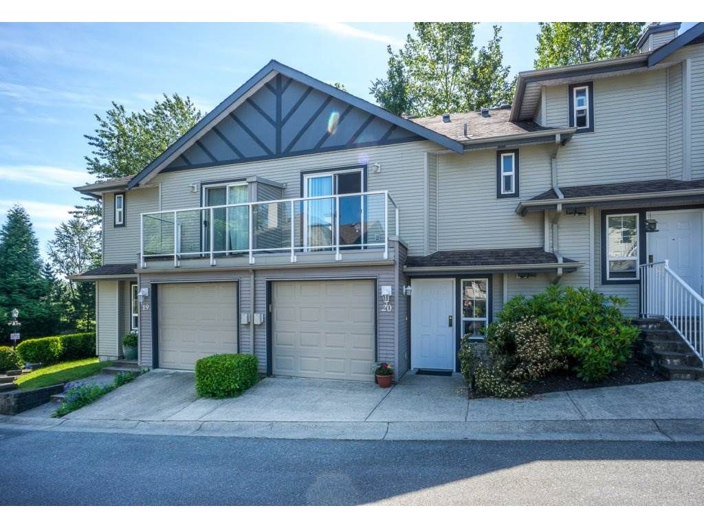 Main Photo: 20 11229 232 Street in Maple Ridge: East Central Townhouse for sale : MLS®# R2169827