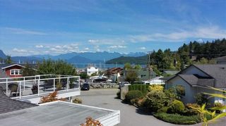 Photo 11: 6 699 DOUGALL Road in Gibsons: Gibsons & Area Townhouse for sale in "MARINA PLACE" (Sunshine Coast)  : MLS®# R2391394