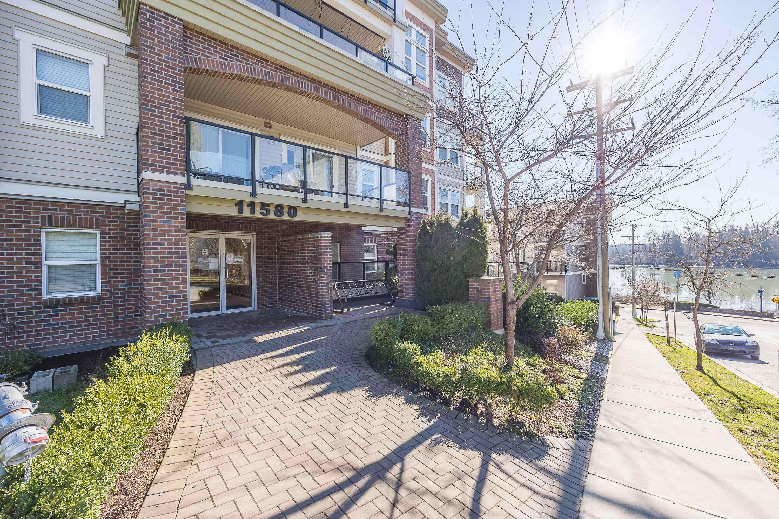 Main Photo: 308 11580 223 STREET in Maple Ridge: West Central Condo for sale : MLS®# R2653131