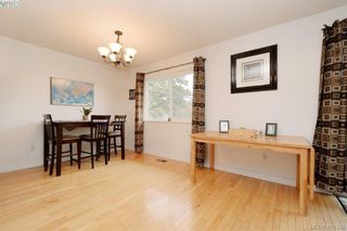 Photo 3: 2854 Acacia Dr in VICTORIA: Co Hatley Park House for sale (Colwood)  : MLS®# 800883