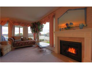 Photo 7: 204 1230 QUAYSIDE Drive in New Westminster: Quay Condo for sale in "TIFFANY SHORE" : MLS®# V861049