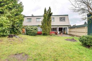 Photo 8: 2645 WESTVIEW Drive in North Vancouver: Upper Lonsdale Townhouse for sale in "Cypress Gardens" : MLS®# R2759410