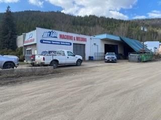 Main Photo: 4121 45 Street, SE in Salmon Arm: Business for sale : MLS®# 10251714