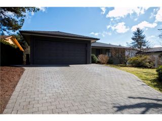 Photo 3: 1390 Emerson Way in NORTH VANCOUVER: Blueridge NV House for sale (North Vancouver)  : MLS®# v1052096