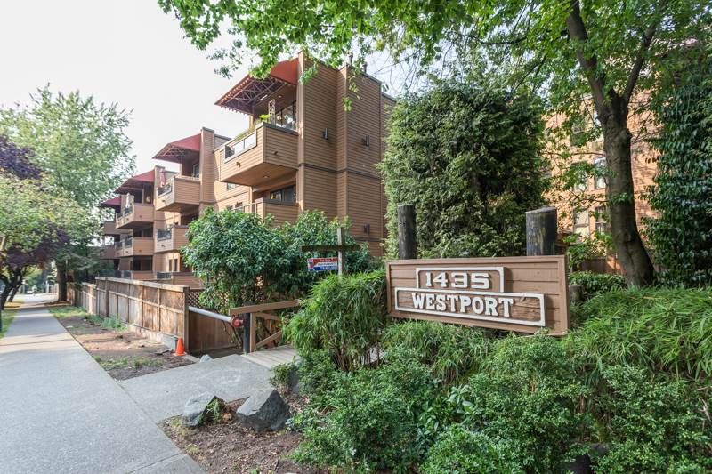 Main Photo: 212 1435 NELSON Street in Vancouver: West End VW Condo for sale in "Westport" (Vancouver West)  : MLS®# R2195195