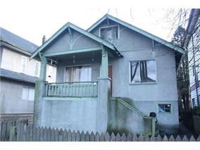 Main Photo: 750 E 12 Avenue in Vancouver: Mount Pleasant VE House for sale (Vancouver East)  : MLS®# V867040