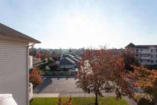 Photo 5: 315 5360 205 Street in Langley: Langley City Condo for sale in "Parkway Estates" : MLS®# R2317494