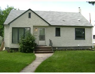 Photo 1: 320 SACKVILLE Street in WINNIPEG: St James Residential for sale (West Winnipeg)  : MLS®# 2913994