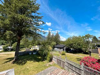 Photo 14: 41935 BIRKEN Road in Squamish: Brackendale House for sale : MLS®# R2784399