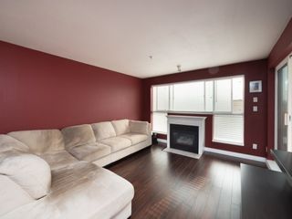 Photo 5: 209 6390 196 Street in Langley: Willoughby Heights Condo for sale in "Willow Gate" : MLS®# R2195681