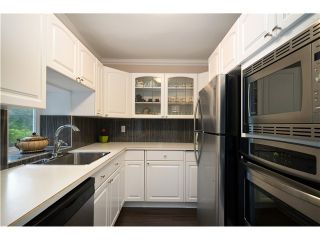 Photo 3: 537 E OSBORNE RD in North Vancouver: Upper Lonsdale House for sale : MLS®# V1050960