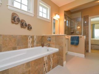 Photo 19: 105 1055 CROWN ISLE DRIVE in COURTENAY: CV Crown Isle Row/Townhouse for sale (Comox Valley)  : MLS®# 740518
