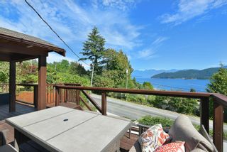 Photo 9: 591 GIBSONS Way in Gibsons: Gibsons & Area House for sale (Sunshine Coast)  : MLS®# R2749821