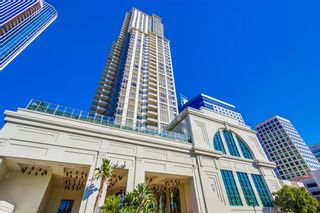 Photo 2: DOWNTOWN Condo for sale : 1 bedrooms : 700 W E Street #302 in San Diego
