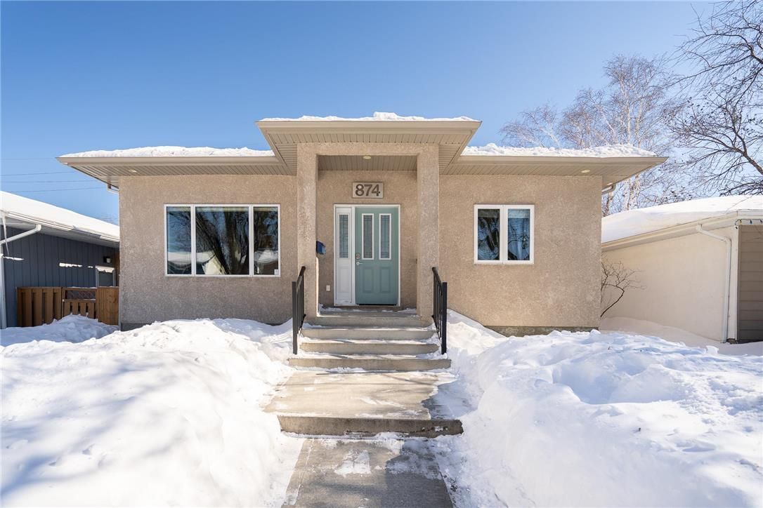 Main Photo: River Heights Bungalow in Winnipeg: House for sale