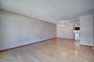 Photo 6: 135 Midridge Close SE in Calgary: Midnapore Detached for sale : MLS®# A1242361
