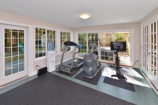 Photo 34: 3825 Mildred St in Saanich: SW Strawberry Vale House for sale (Saanich West)  : MLS®# 913603