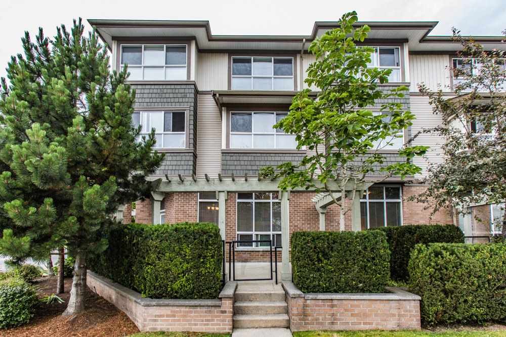 Main Photo: 70 15353 100 AVENUE in : Guildford Townhouse for sale : MLS®# R2385026