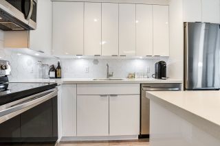 Photo 6: 310 161 W GEORGIA Street in Vancouver: Downtown VW Condo for sale in "COSMO" (Vancouver West)  : MLS®# R2503514