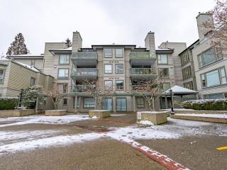 Photo 4: 212 3658 BANFF Court in North Vancouver: Northlands Condo for sale in "THE CLASSICS" : MLS®# R2750354