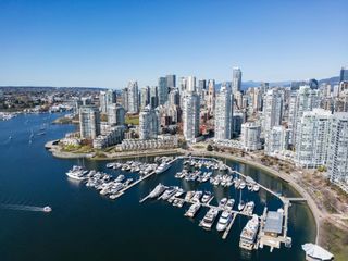 Photo 26: 2505 1201 MARINASIDE Crescent in Vancouver: Yaletown Condo for sale in "THE PENINSULA" (Vancouver West)  : MLS®# R2868128